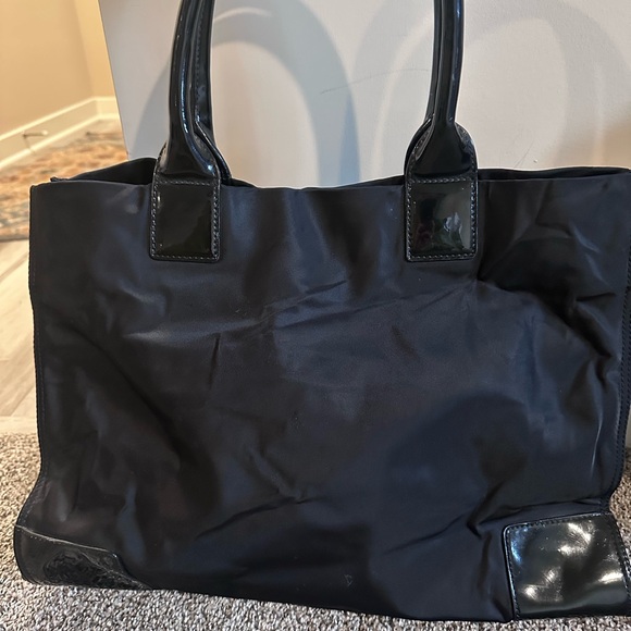 TORY BURCH ELLA PATENT TOTE BAG - Picture 3 of 17